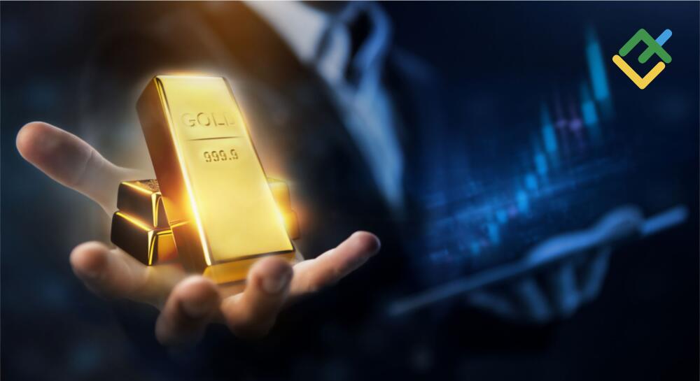 How can investors access real-time gold price updates